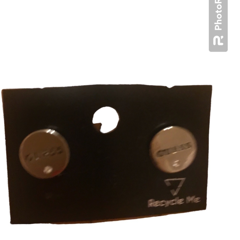 Guess earrings nwot